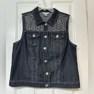 Excellent Condition CJ Banks Black Denim Vest Size X
